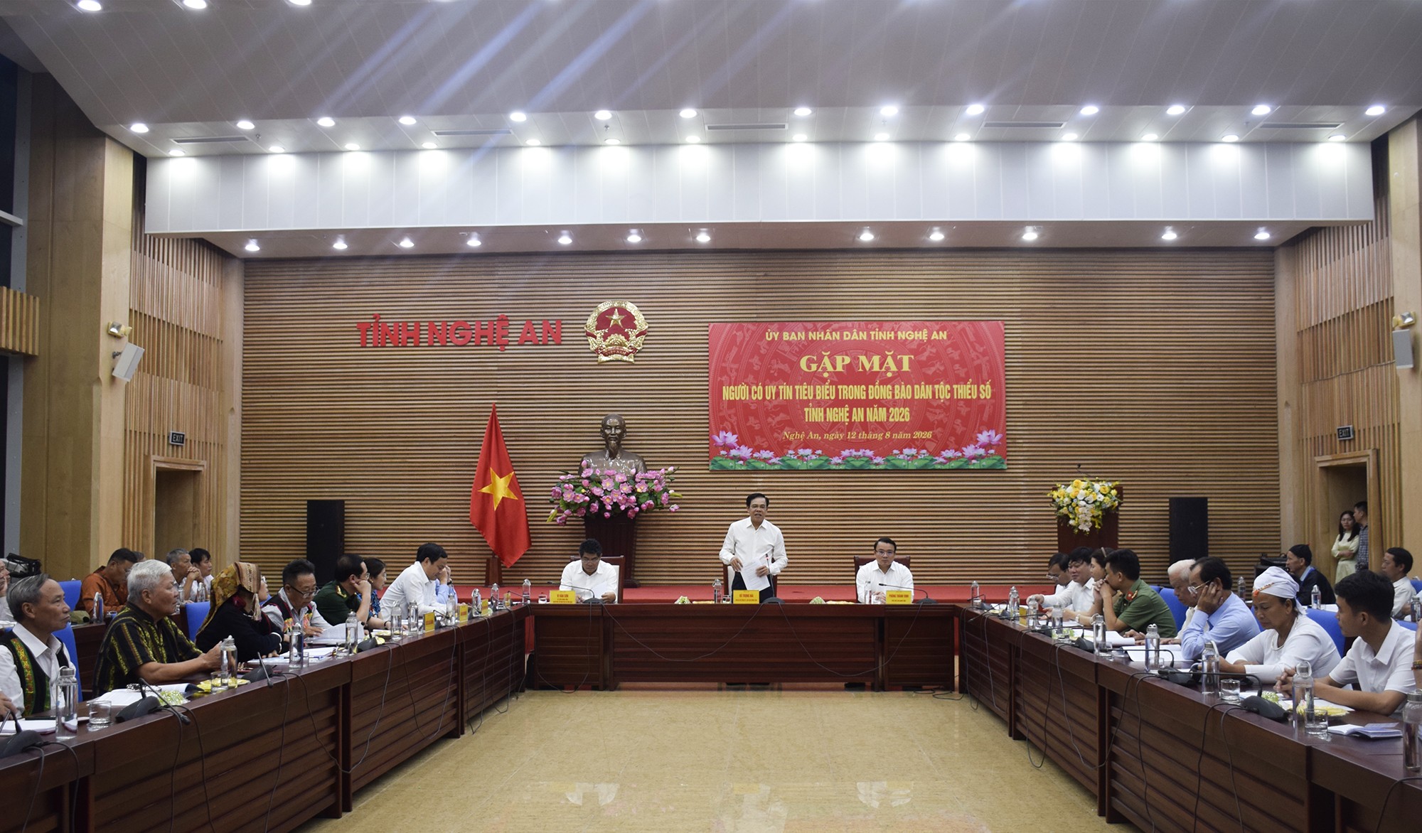 12-quang-canh-1786519399.jpg