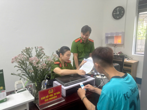 tu-van-truc-tiep-1791899540-1791902100.png