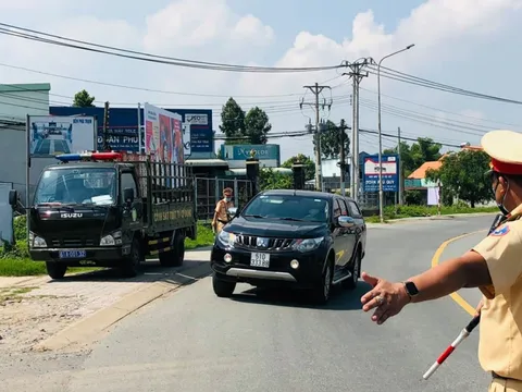 Bình Dương lập nhiều trạm, chốt kiểm soát chống dịch COVID-19
