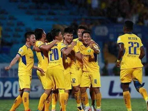 Đội bóng "độc nhất vô nhị" ở V-League nhận tin cực vui