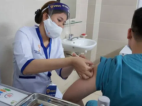 Những trường hợp chưa nên tiêm vaccine Covid-19