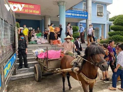 Tấm lòng vùng cao hướng về tâm dịch Thành phố Hồ Chí Minh