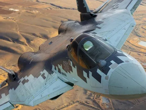 Chuyên gia Litovkin: Mỹ ghen tị và sợ hãi máy bay Su-57