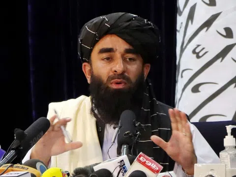 Taliban cấm người Afghanistan đến sân bay Kabul