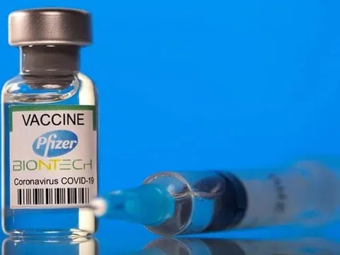 Bộ Y tế phân bổ vaccine Pfizer, TP.HCM nhiều nhất với gần 55.000 liều