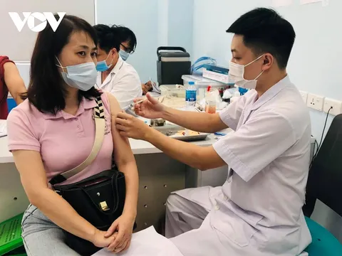 Phân bổ 288.000 liều vaccine AstraZeneca cho các tỉnh, thành đang có dịch