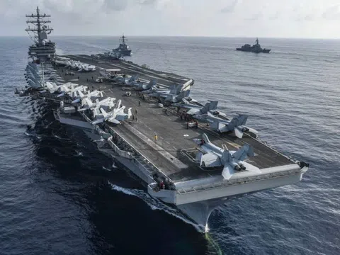 Vì sao tàu sân bay Mỹ USS Ronald Reagan lại bị khuất phục trước tàu ngầm bé nhỏ Gotland?