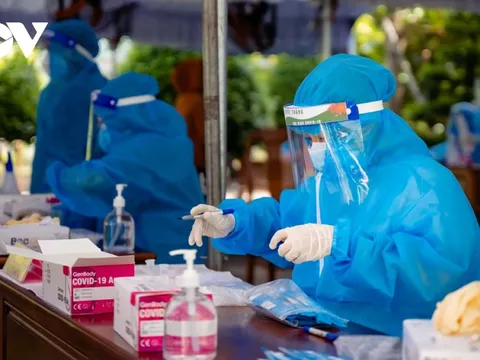 Hơn 16.000 ca mắc Covid-19, Bình Dương kêu gọi y, bác sĩ nghỉ hưu cùng chống dịch Covid-19