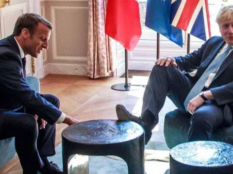 Tổng thống Pháp Macron cãi nhau với Thủ tướng Anh Johnson tại G7