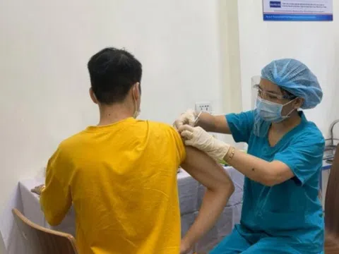 Bắt đầu mũi tiêm thử nghiệm đầu tiên với vaccine Covid-19 công nghệ Mỹ