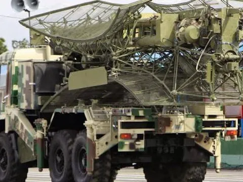 Rada Nga đang canh gác cho lực lượng Iran ở miền Đông Syria?