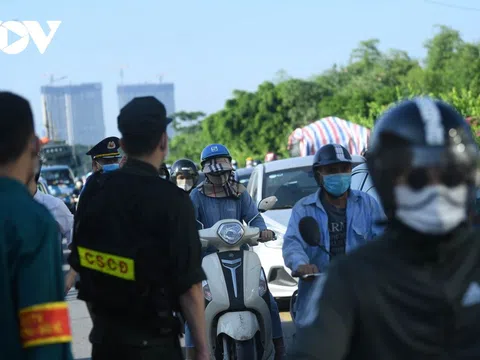 Hà Nội yêu cầu 52 xe quay đầu trong ngày đầu tiên 22 chốt kiểm soát hoạt động