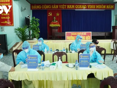 Bình Dương đề nghị Bộ Y tế hỗ trợ thành lập Bệnh viện hồi sức cấp cứu bệnh nhân Covid-19