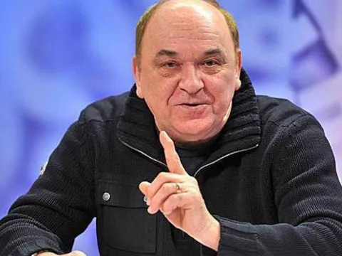 Chuyên gia Baranets: NATO đang chuẩn bị cho việc đánh chiếm Crimea