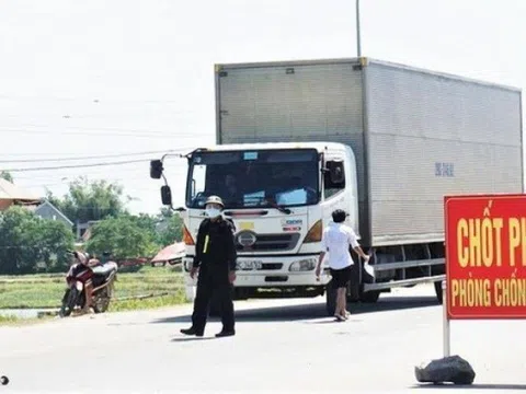 Bộ trưởng Giao thông vận tải yêu cầu đảm bảo đưa hàng hóa đến bà con các tỉnh phía Nam nhanh nhất