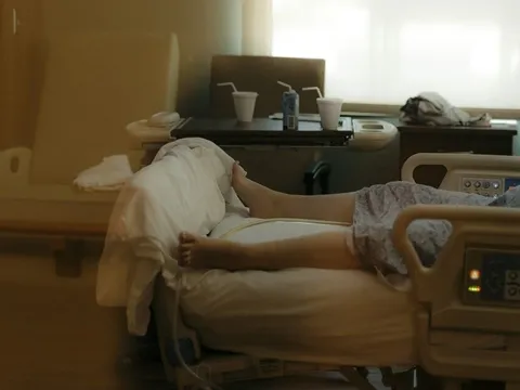 Tại sao những người từng mắc COVID-19 vẫn nên tiêm vaccine?