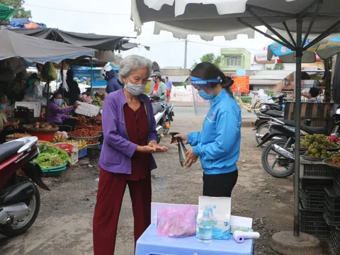 Sóc Trăng khẩn trương chống dịch khi có ca mắc đầu tiên trong cộng đồng