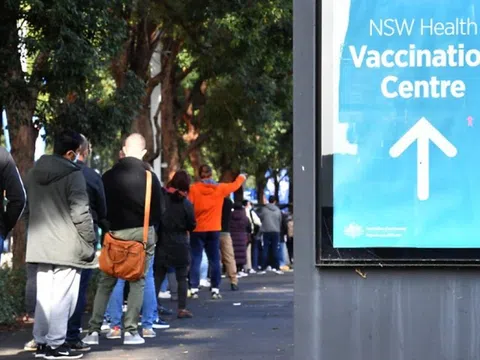 Australia sẽ an toàn khi mở cửa biên giới với tỷ lệ tiêm vaccine đạt 70%-80%