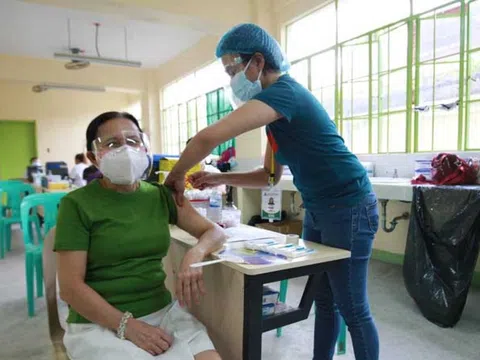 2,6% dân số Philippines đã tiêm đủ 2 mũi vaccine Covid-19