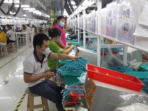 Vụ công nhân ở Bình Dương xô cổng tháo chạy: 650 người âm tính với SARS-CoV-2