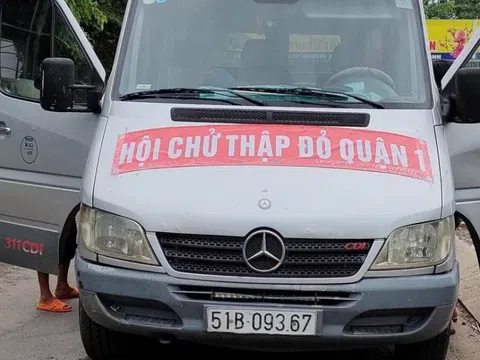 Dán mác từ thiện, nhiều xe khách vào TP.HCM giao hàng “chui”