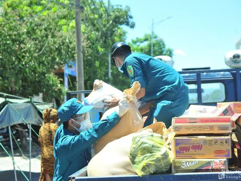 Thực hiện "4 tại chỗ" trong phòng, chống dịch Covid-19 tại TP Vinh