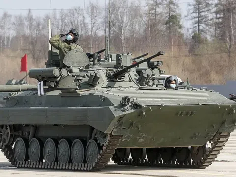 Nga điều động BMP-2M tới Tajikistan, chuẩn bị tập trận sát biên giới Afghanistan