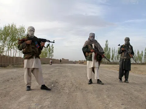 Taliban chiếm thêm nhiều quận, huyện ở Afghanistan: Mỹ rơi vào “thế khó”