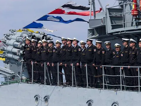 NATO sẽ bất chấp các tuyên bố và cảnh báo của Nga ở Biển Đen