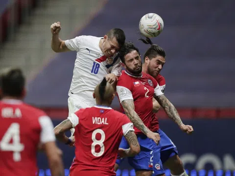 Chile thua "muối mặt" trước Paraguay ở Copa America 2021