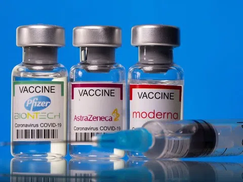 Kết hợp vaccine AstraZeneca với Pfizer hoặc Moderna giảm 88% nguy cơ mắc Covid-19