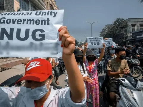 Myanmar rúng động trước lời kêu gọi "khởi nghĩa toàn quốc", giới trẻ lo sợ "tắm máu"