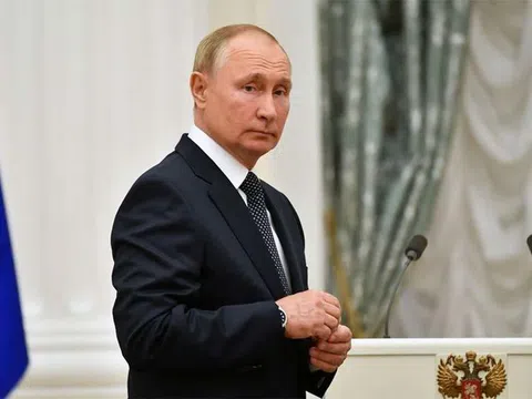 Tổng thống Putin tự cách ly sau khi nhiều người thân nhiễm Covid-19