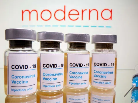 Nhật Bản phát hiện thêm một lọ vaccine Moderna nghi chứa chất lạ