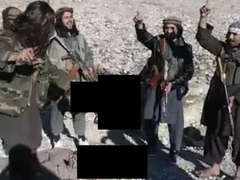 Taliban hành quyết dã man sĩ quan cảnh sát Afghanistan, đi ngược cam kết "sẽ thay đổi"