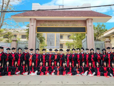 Lớp học trường huyện ở Nghệ An có 100% học sinh trúng tuyển đại học, nhiều em đậu trường tốp đầu
