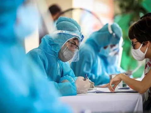 Khai báo gian dối để được xét nghiệm Covid-19: Có thể xử lý hình sự