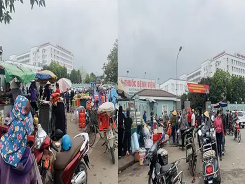 Bát nháo trước cổng bệnh viện Hữu nghị đa khoa Nghệ An