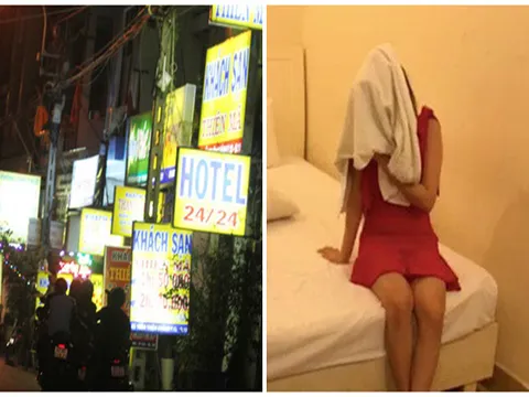 Gõ cửa nhà nghỉ, chồng nhẹ nhàng nói với vợ: "Mặc quần áo đi em"