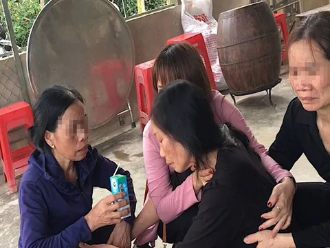 Tiếng khóc xé lòng của người mẹ ở Hà Tĩnh có 2 con t-ử v-o-ng do TN cùng khung giờ định mệnh