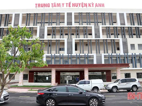 Tăng cường 4 cán bộ BVĐK Hà Tĩnh cho cơ sở điều trị Covid-19 tại huyện Kỳ Anh