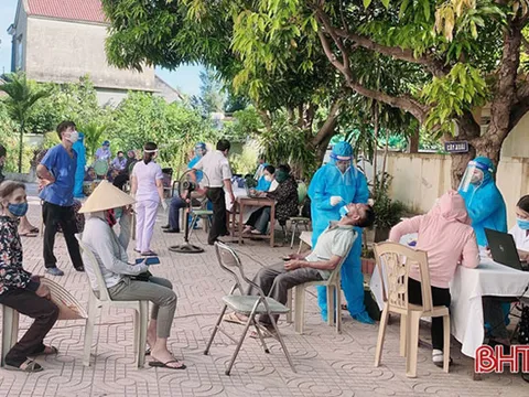 Hoàn thành lấy 150 ngàn mẫu trong sáng nay, Hà Tĩnh tập trung đẩy nhanh tốc độ xét nghiệm
