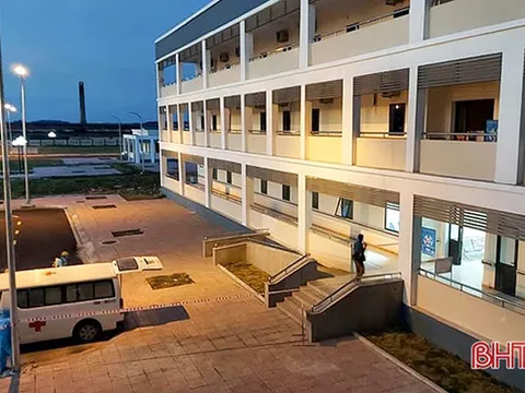 2 bệnh nhân Covid-19 ở Hà Tĩnh điều trị tại Bệnh viện Nhiệt đới Trung ương diễn biến nặng