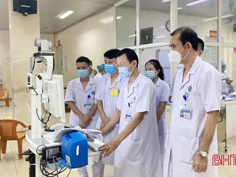 BVĐK Hà Tĩnh hội chẩn trực tuyến với Bệnh viện Đại học Y Hà Nội ngay tại giường bệnh