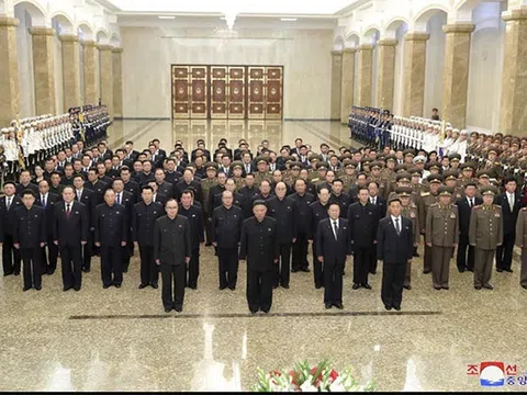 Tình báo Hàn Quốc nói lãnh đạo Triều Tiên Kim Jong Un chưa tiêm vắc xin Covid-19