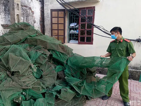 Nghệ An: Thu giữ hơn 300 rọ lưới bát quái, 5 kích điện "tận diệt" thủy sản tại Diễn Châu