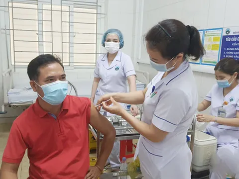 Hà Tĩnh chính thức tổ chức tiêm vắc-xin phòng COVID-19 đợt 4