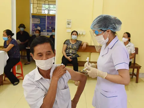 Hà Tĩnh: 7.271 người được tiêm vacxin phòng COVID-19 đợt 4