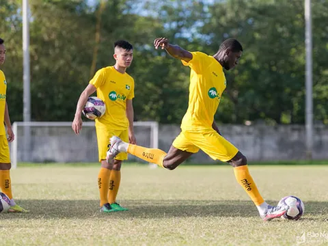 Lãnh đạo CLB SLNA chia sẻ xung quanh vấn đề dừng giải đấu V.League 2021