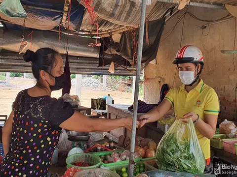 Nhiều địa phương ở Nghệ An triển khai “Đi chợ giúp dân” mùa dịch